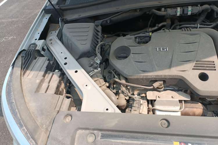 Used Roewe RX5 MAX 2019 300TGI Automatic 4G Connect Luxury Edition Engine Bay Right