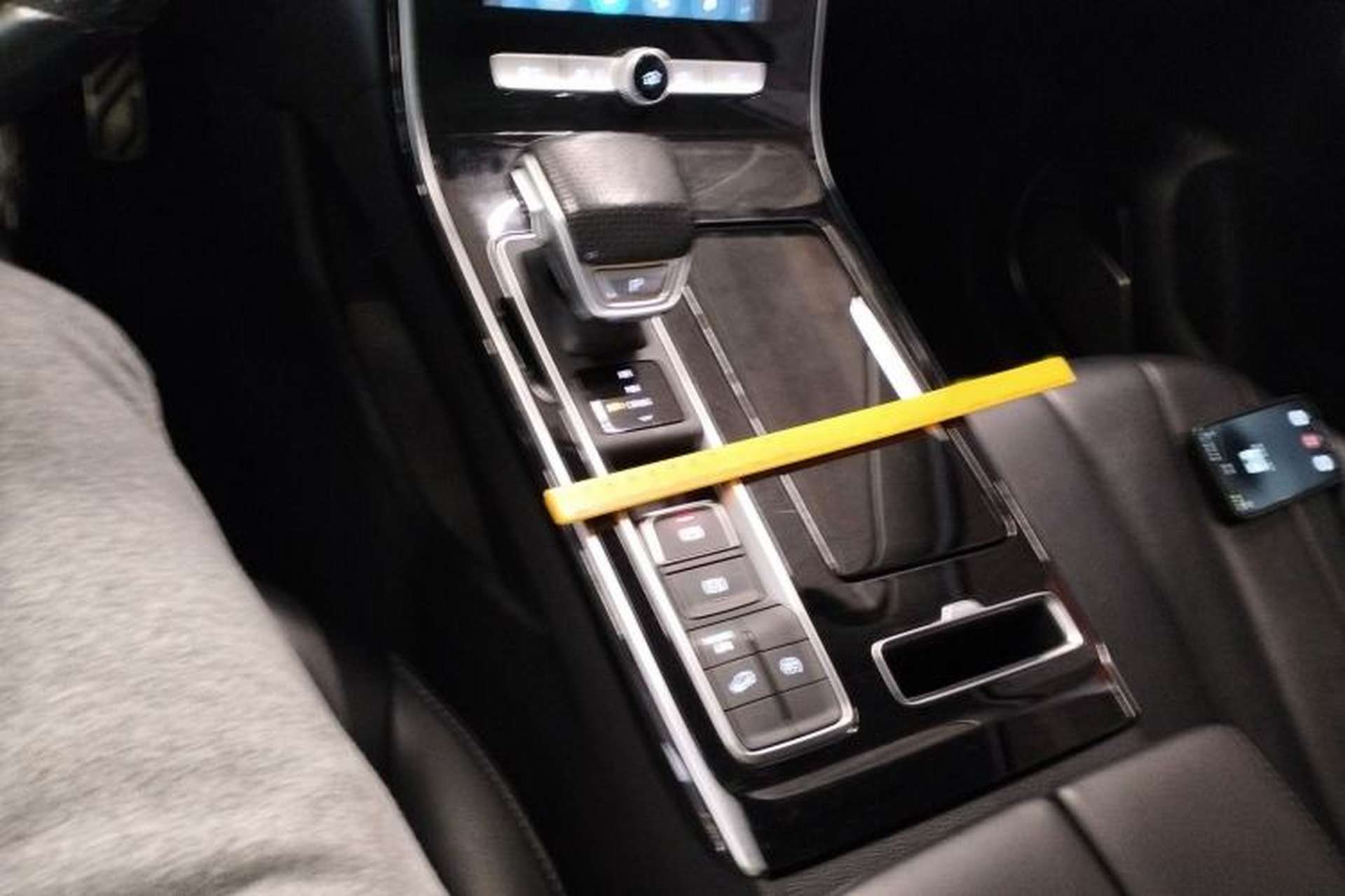 Used Roewe RX5 MAX 2019 400TGI Automatic Smart Cabin Flagship Edition Gear Lever