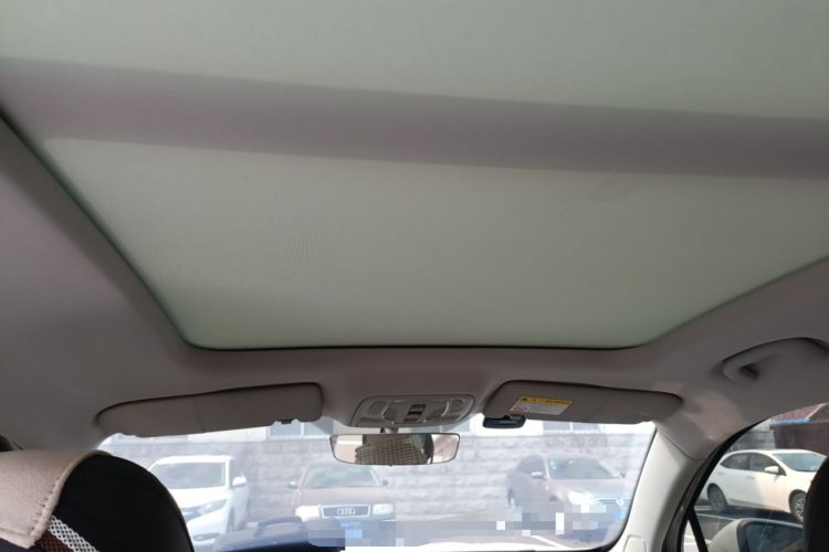Used Roewe RX5 MAX 2019 300TGI Automatic 4G Connect Luxury Edition Headliner