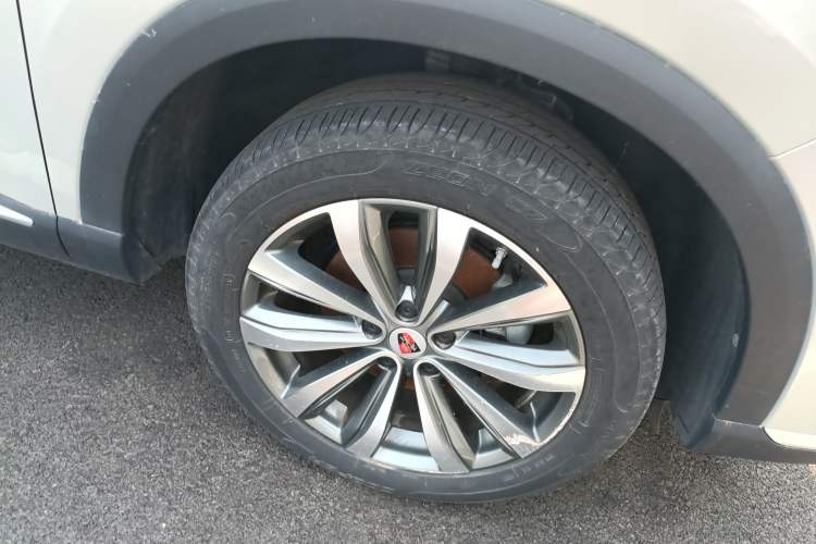 Used Roewe RX5 MAX 2019 300TGI Automatic 4G Connect Luxury Edition Right Front Wheel Hub