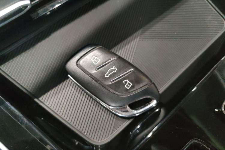 Used Roewe RX5 MAX 2022 1.5T Automatic Youwei Luxury Edition Interior 1