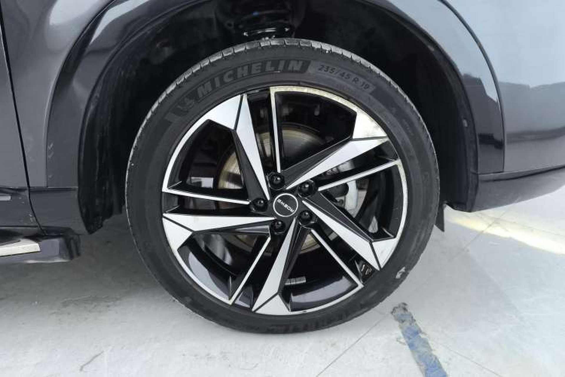 Used Roewe RX5 MAX 2022 1.5T Automatic Youwei Luxury Edition Right Front Wheel Hub