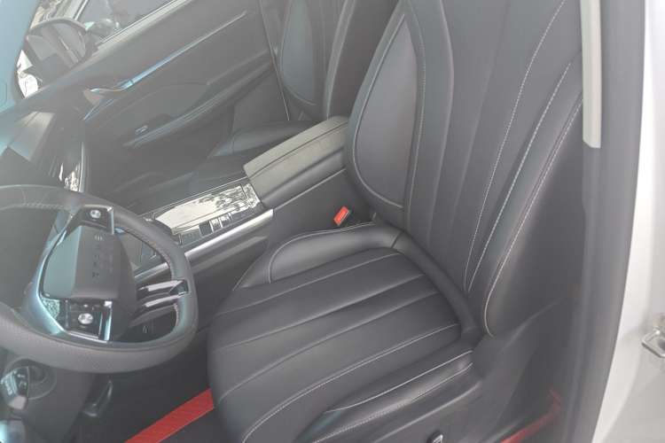 Used Roewe RX5 MAX 2022 1.5T Automatic Youwei Luxury Edition Left Front Seat