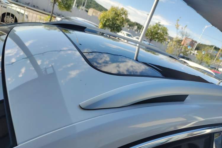 Used Roewe RX5 MAX 2021 Supreme Series 300TGI Automatic Luxury Cabin Edition Roof