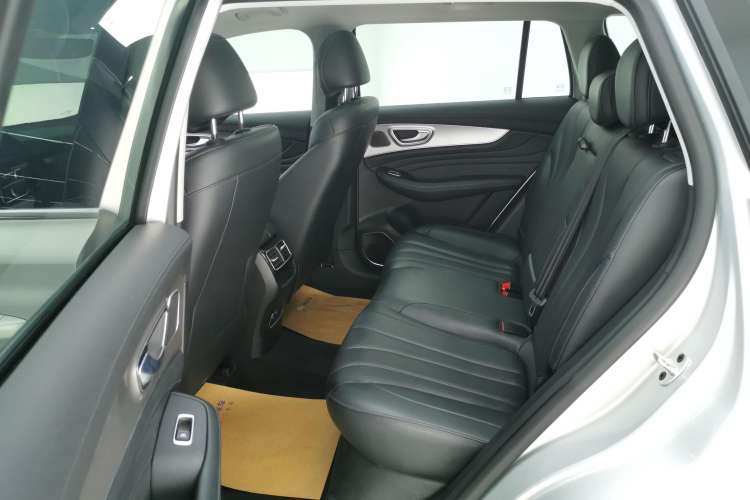 Used Roewe RX5 MAX 2021 Supreme Series 300TGI Automatic Luxury Cabin Edition Right Rear Seat