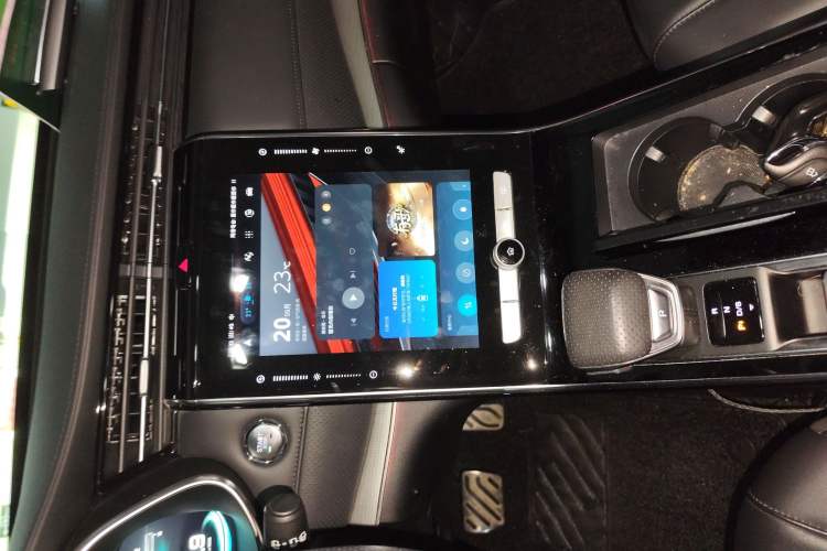 Used Roewe RX5 MAX 2019 400TGI Automatic Smart Cabin Flagship Edition Audio And AC Panel