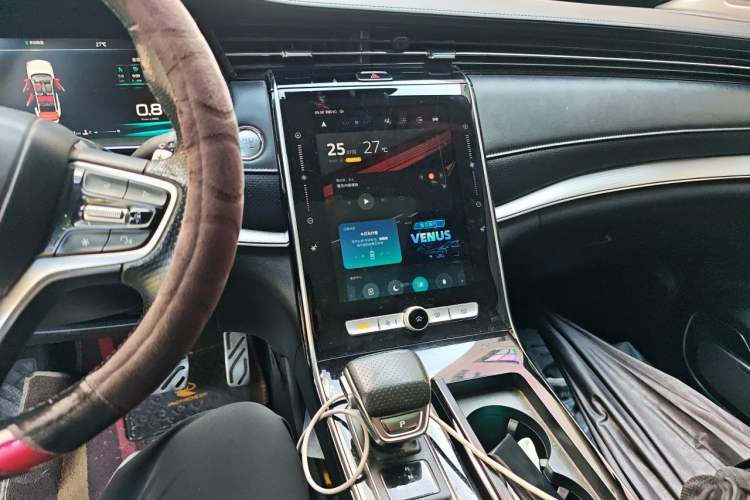Used Roewe RX5 MAX 2019 400TGI Automatic Smart Cabin Flagship Edition Audio And AC Panel
