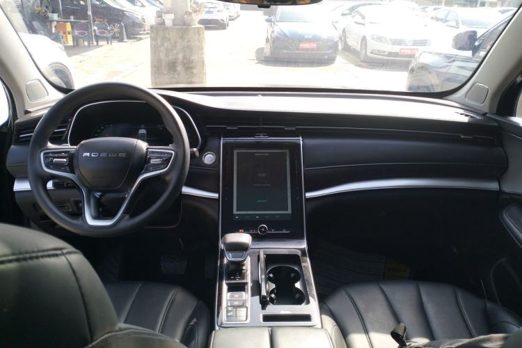 Used Roewe RX5 MAX 2019 300TGI Automatic 4G Connect Luxury Edition Center Console