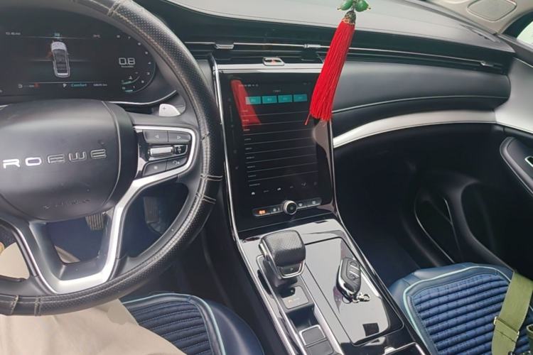 Used Roewe RX5 MAX 2019 300TGI Automatic 4G Connect Luxury Edition Center Console
