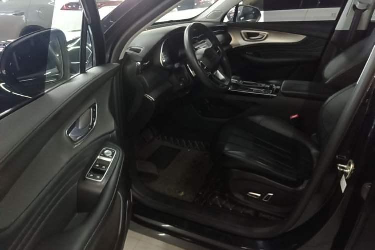 Used Roewe RX5 MAX 2019 300TGI Automatic 4G Connect Luxury Edition Driver Seat