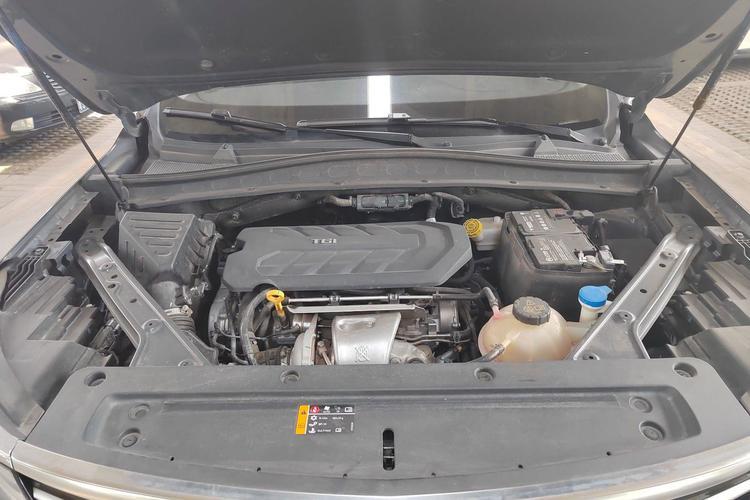 Used Roewe RX5 MAX 2019 400TGI Automatic 4G Connect Luxury Edition Engine Bay