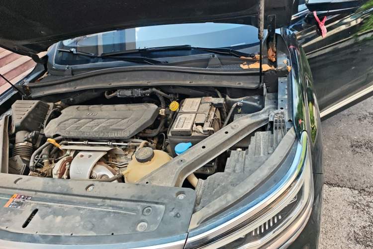 Used Roewe RX5 MAX 2019 400TGI Automatic Smart Cabin Flagship Edition Engine Bay Left