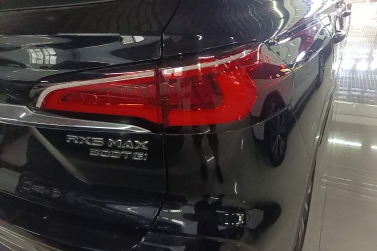 Used Roewe RX5 MAX 2019 300TGI Automatic 4G Connect Luxury Edition Exterior 3