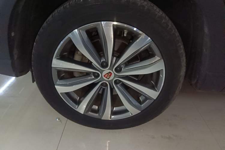 Used Roewe RX5 MAX 2019 300TGI Automatic 4G Connect Luxury Edition Exterior 4