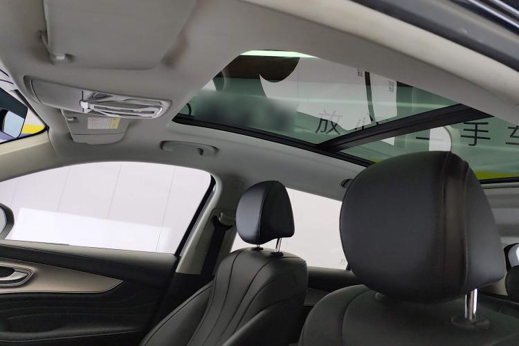 Used Roewe RX5 MAX 2019 300TGI Automatic 4G Connect Luxury Edition Headliner