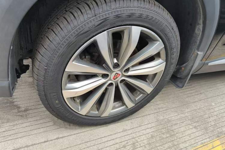 Used Roewe RX5 MAX 2019 300TGI Automatic 4G Connect Luxury Edition Left Front Wheel Hub