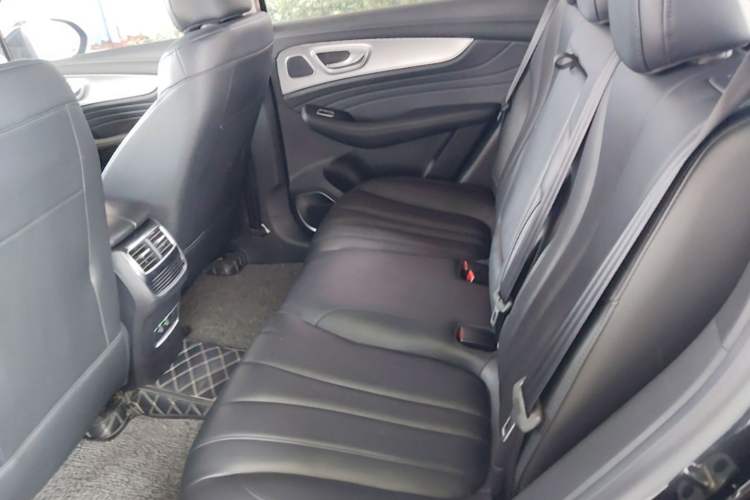 Used Roewe RX5 MAX 2019 300TGI Automatic 4G Connect Luxury Edition Left Rear Seat