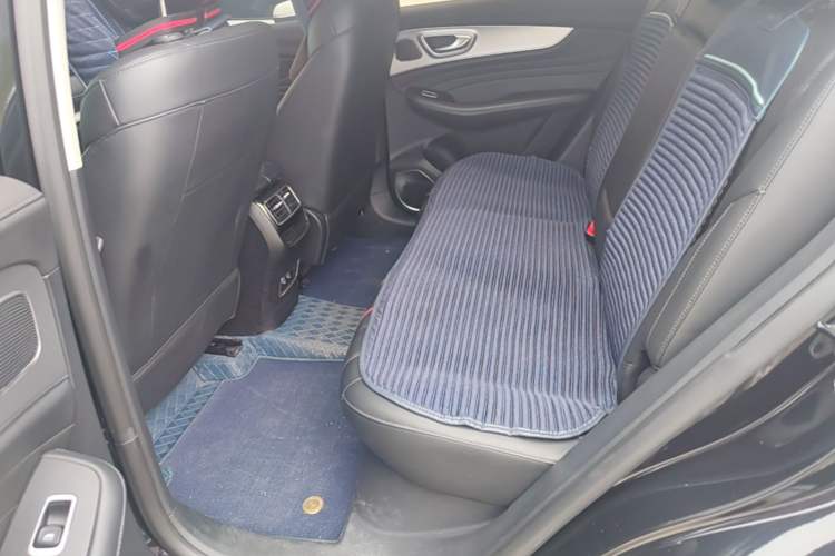 Used Roewe RX5 MAX 2019 300TGI Automatic 4G Connect Luxury Edition Left Rear Seat