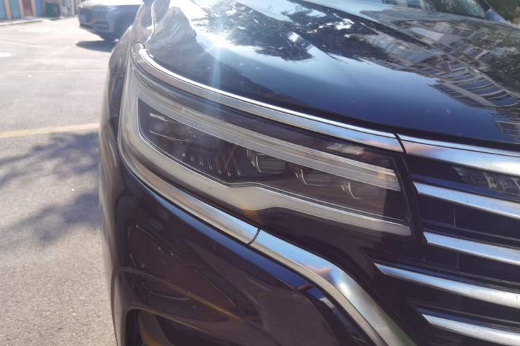 Used Roewe RX5 MAX 2019 300TGI Automatic Intelligent Driving Health Cabin Edition Right Front Headlight