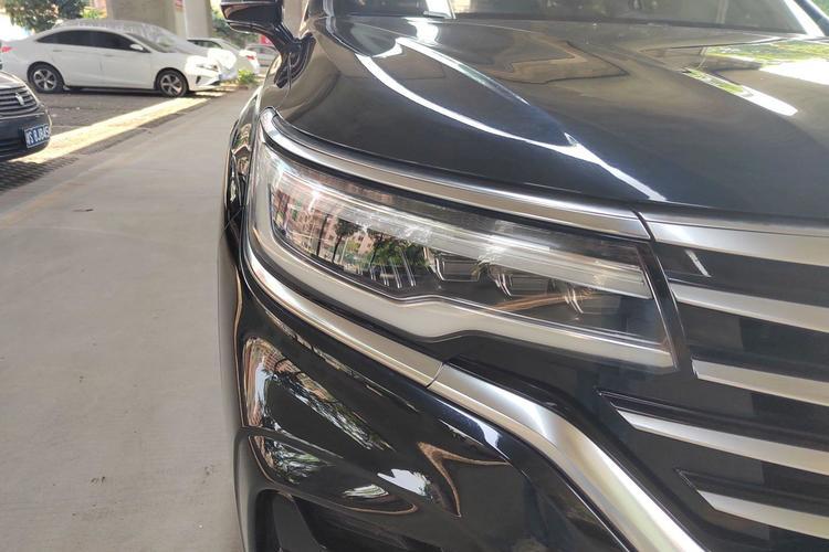 Used Roewe RX5 MAX 2019 400TGI Automatic 4G Connect Luxury Edition Right Front Headlight