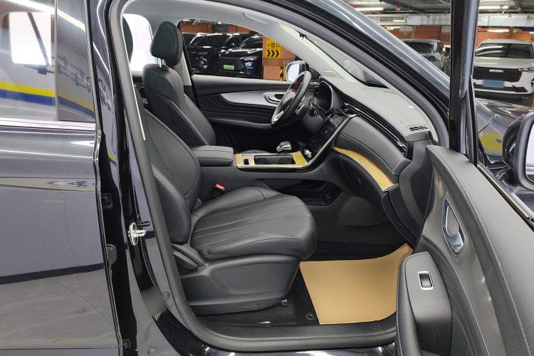 Used Roewe RX5 MAX 2019 300TGI Automatic 4G Connect Luxury Edition Right Front Seat