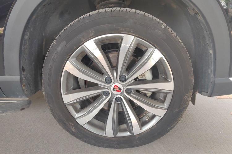 Used Roewe RX5 MAX 2019 400TGI Automatic 4G Connect Luxury Edition Right Front Wheel Hub