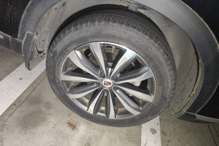 Used Roewe RX5 MAX 2019 300TGI Automatic Smart Cabin Luxury Edition Right Front Wheel Hub