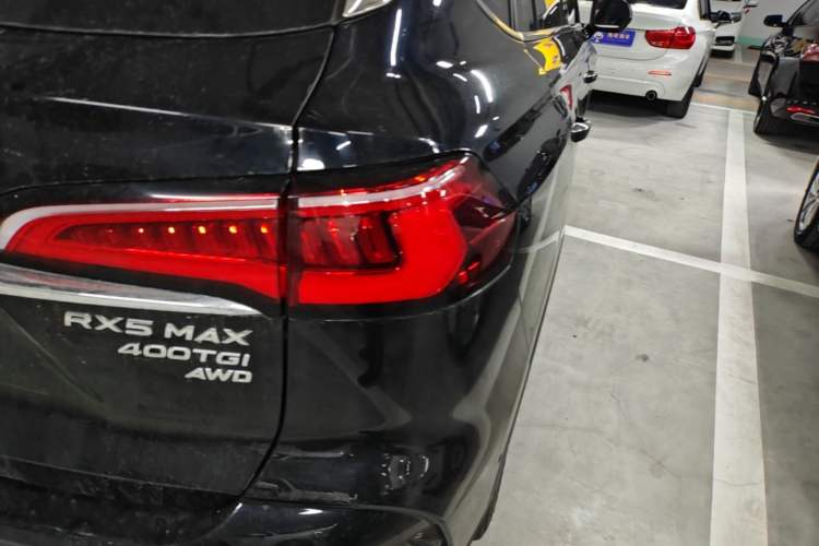 Used Roewe RX5 MAX 2019 400TGI Automatic All-Wheel Drive Smart Cabin Supreme Edition Right Rear Taillight