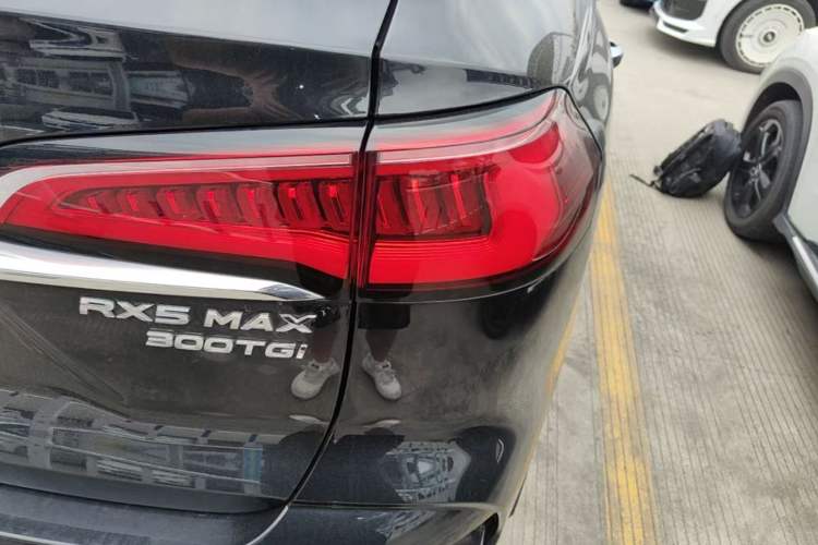 Used Roewe RX5 MAX 2019 300TGI Automatic 4G Connect Luxury Edition Right Rear Taillight