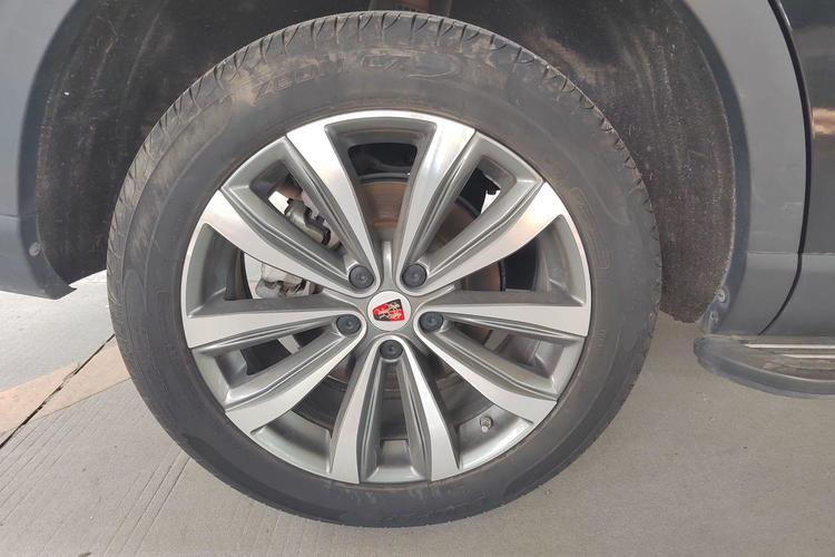 Used Roewe RX5 MAX 2019 400TGI Automatic 4G Connect Luxury Edition Right Rear Wheel Hub