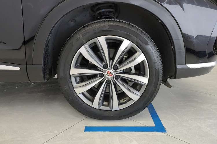 Used Roewe RX5 MAX 2019 300TGI Automatic 4G Connect Luxury Edition Right Rear Wheel Hub