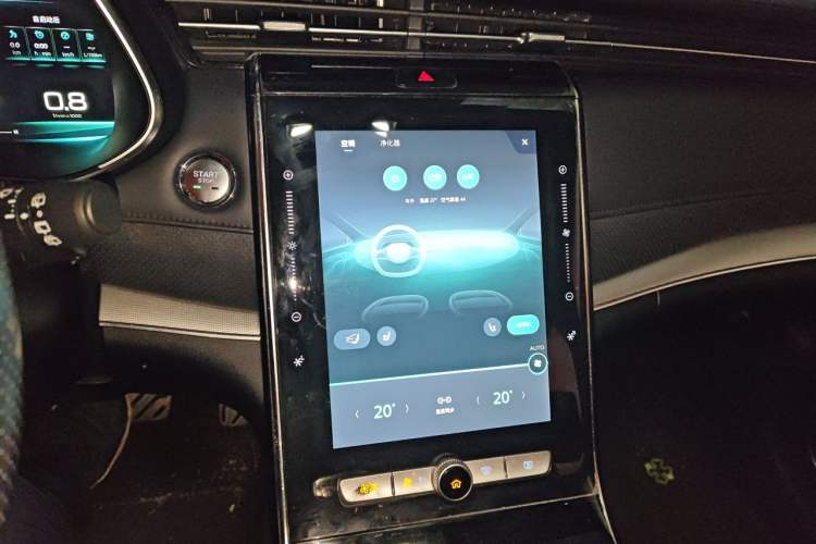 Used Roewe RX5 MAX 2019 300TGI Automatic Smart Cabin Flagship Edition Audio And AC Panel