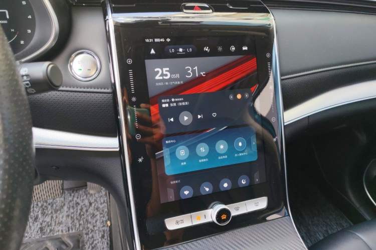 Used Roewe RX5 MAX 2019 300TGI Automatic Smart Cabin Luxury Edition Audio And AC Panel