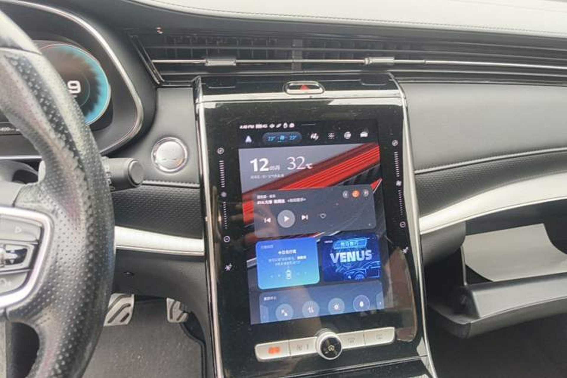 Used Roewe RX5 MAX 2019 400TGI Automatic Smart Cabin Flagship Edition Audio And AC Panel