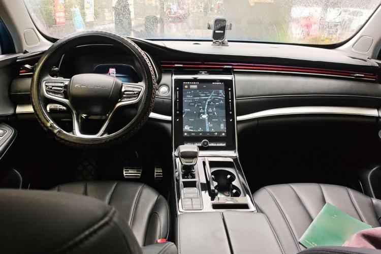 Used Roewe RX5 MAX 2019 300TGI Automatic 4G Connect Luxury Edition Center Console