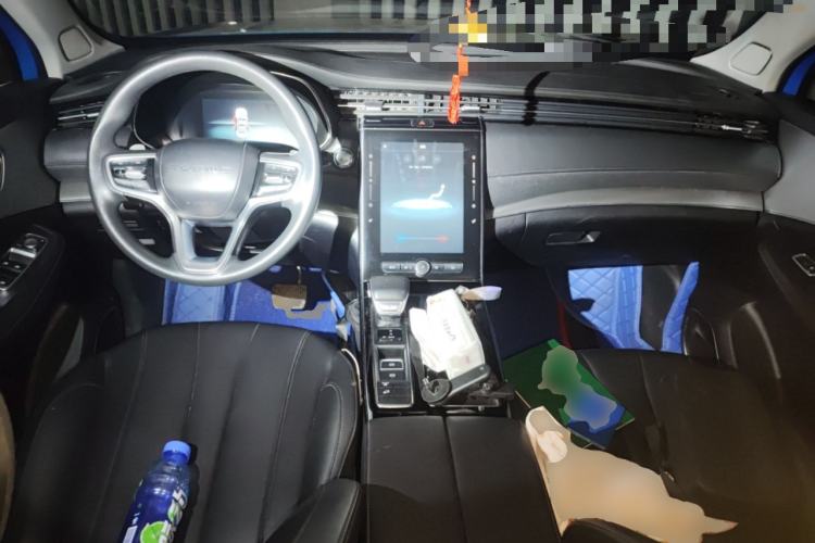 Used Roewe RX5 MAX 2019 300TGI Automatic 4G Connect Luxury Edition Center Console