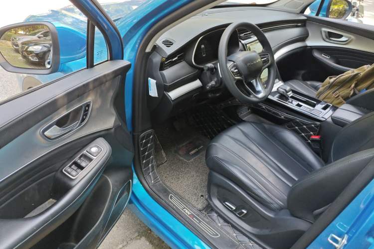 Used Roewe RX5 MAX 2019 300TGI Automatic 4G Connect Luxury Edition Driver Seat