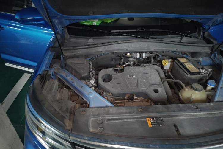 Used Roewe RX5 MAX 2019 300TGI Automatic 4G Connect Luxury Edition Engine Bay Right