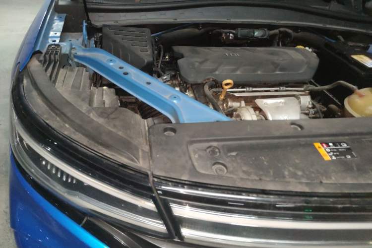 Used Roewe RX5 MAX 2019 400TGI Automatic Smart Cabin Flagship Edition Engine Bay Right