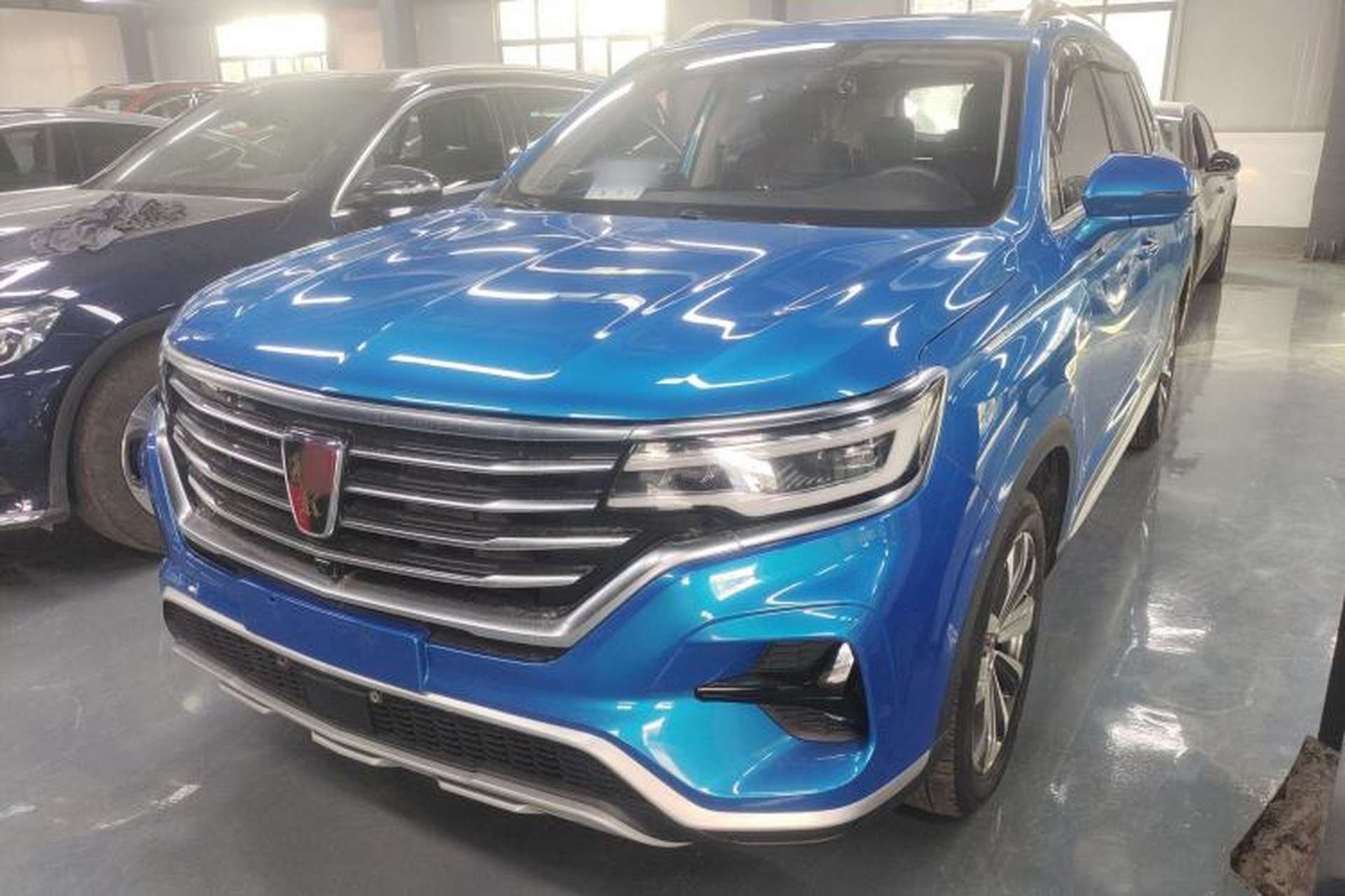 Used Roewe RX5 MAX 2019 300TGI Automatic 4G Connect Luxury Edition Front Left 45 Deg