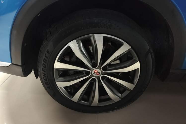 Used Roewe RX5 MAX 2019 400TGI Automatic Smart Cabin Flagship Edition Left Front Wheel Hub