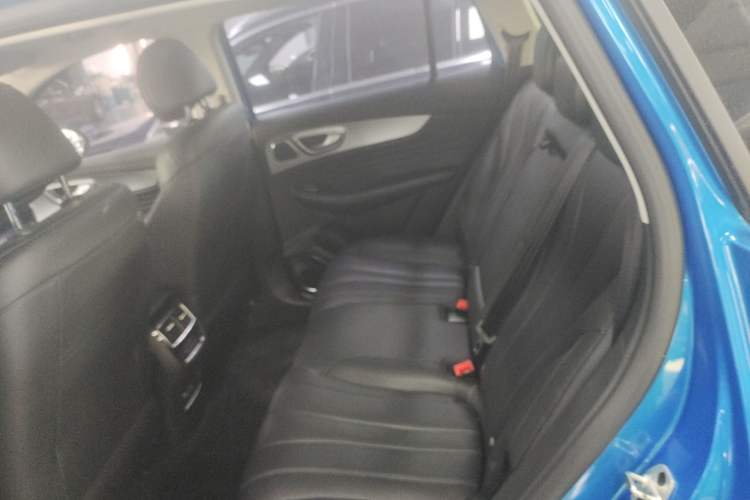 Used Roewe RX5 MAX 2019 300TGI Automatic 4G Connect Luxury Edition Left Rear Seat