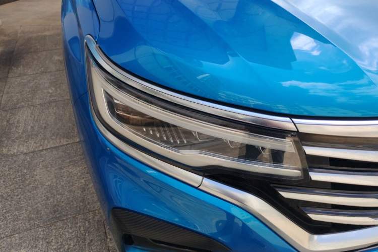 Used Roewe RX5 MAX 2019 300TGI Automatic Smart Cabin Luxury Edition Right Front Headlight