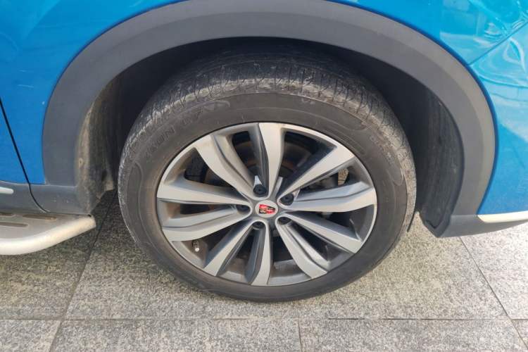 Used Roewe RX5 MAX 2019 300TGI Automatic Smart Cabin Luxury Edition Right Front Wheel Hub