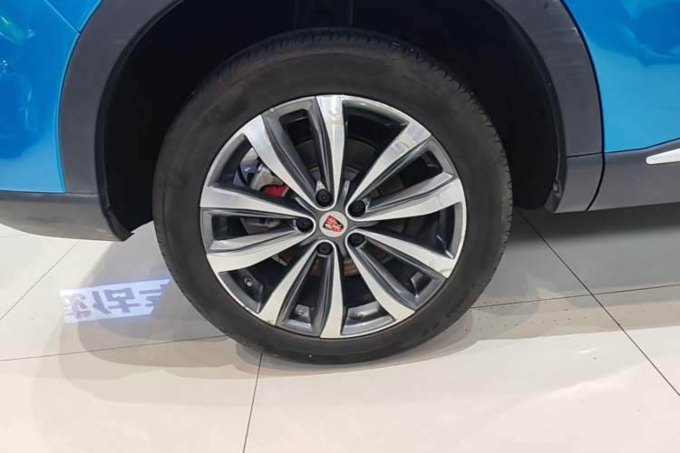 Used Roewe RX5 MAX 2019 300TGI Automatic 4G Connect Luxury Edition Right Rear Wheel Hub