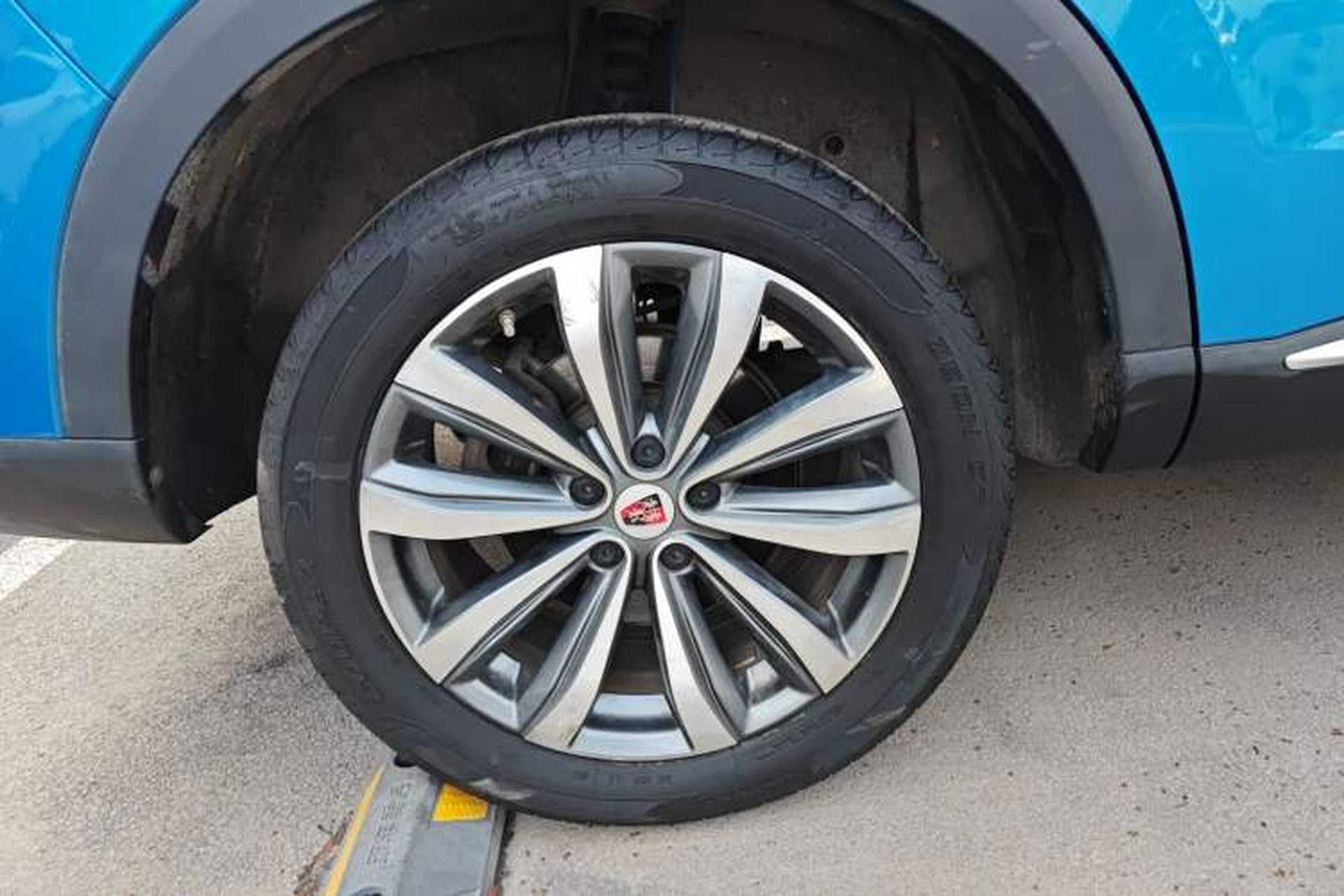 Used Roewe RX5 MAX 2019 300TGI Automatic 4G Connect Luxury Edition Right Rear Wheel Hub