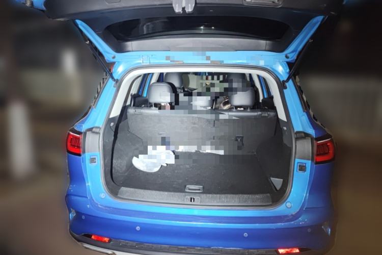 Used Roewe RX5 MAX 2019 300TGI Automatic 4G Connect Luxury Edition Trunk