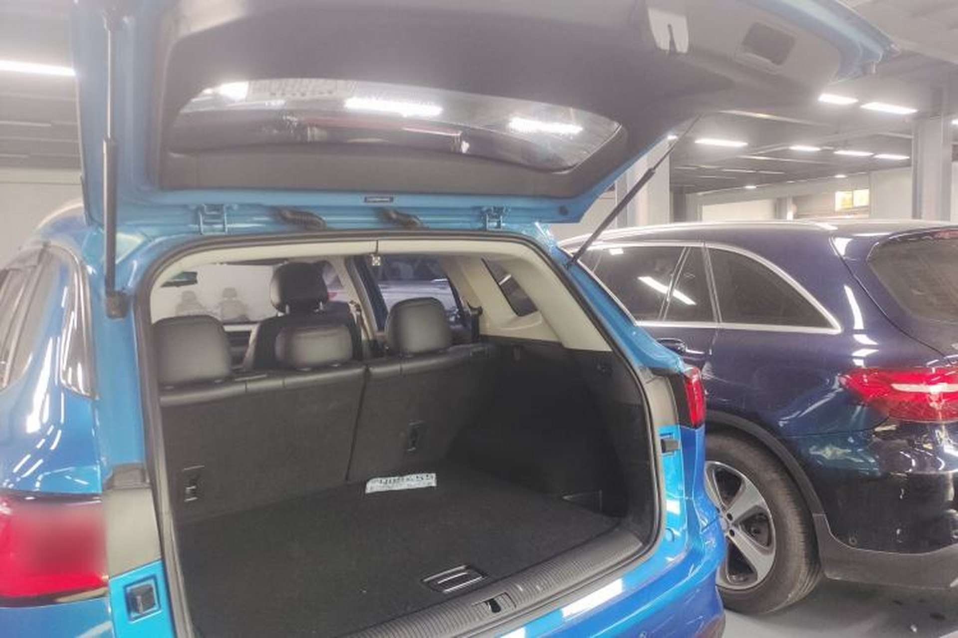 Used Roewe RX5 MAX 2019 300TGI Automatic 4G Connect Luxury Edition Trunk