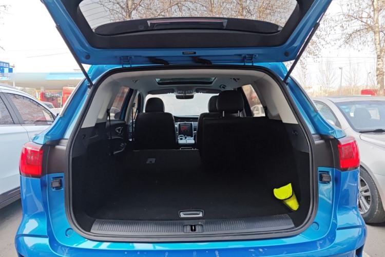 Used Roewe RX5 MAX 2019 300TGI Automatic 4G Connect Luxury Edition Trunk