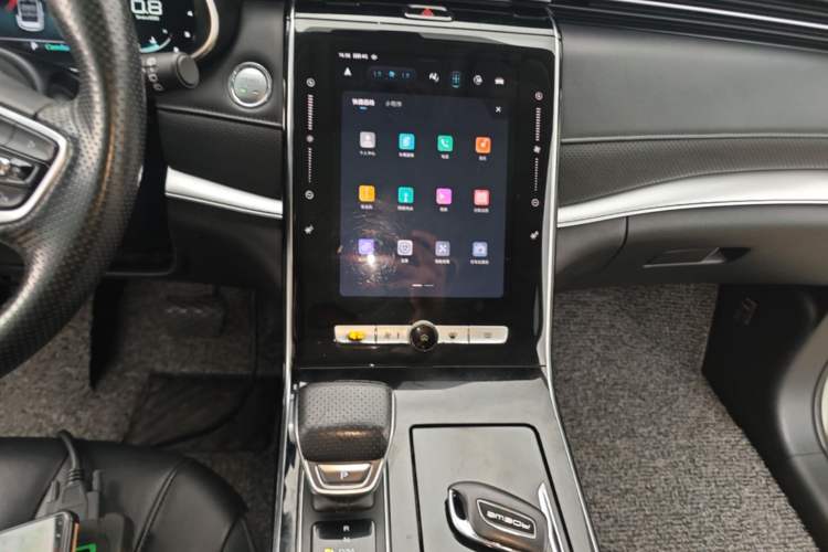 Used Roewe RX5 MAX 2019 300TGI Automatic Smart Cabin Luxury Edition Audio And AC Panel